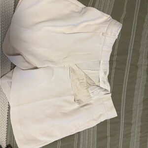 Aritzia Effortless Shorts